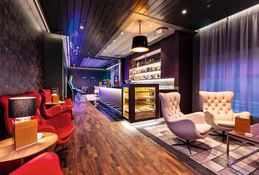 Casino & Lounge