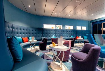 TUI Bar