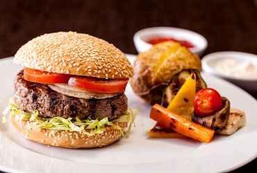Tag & Nacht Bistro