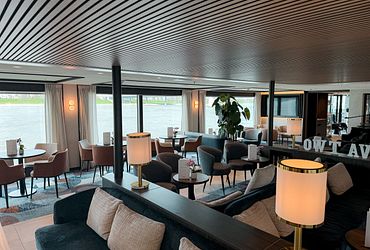 Panorama Lounge