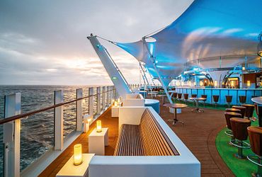 Lanai Bar