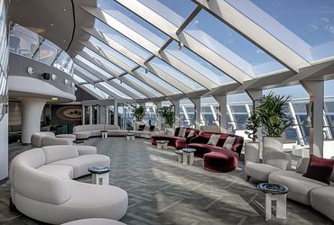 Top Sail Lounge 