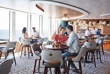 Discovery Lounge 