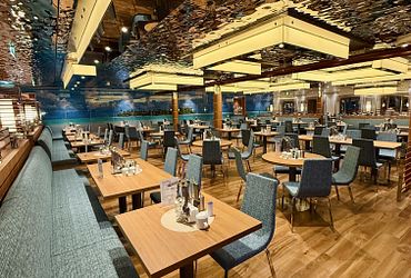 Yacht Club Restaurant