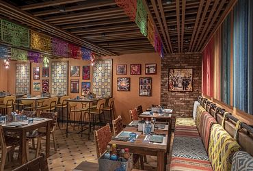 Hola! Tacos & Cantina 