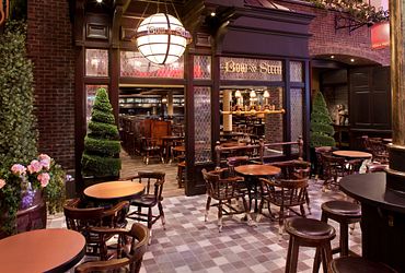 English Pub 