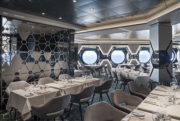 Hexagon Restaurant 
