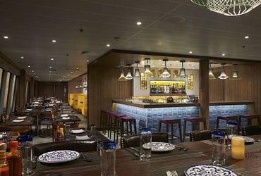 Los Lobos Cantina 