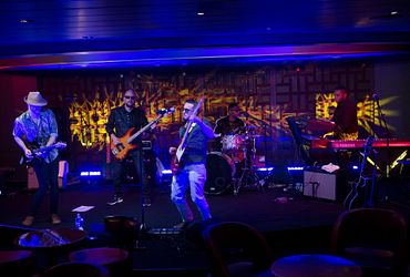Rolling Stone Lounge