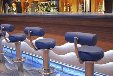 Waves Bar