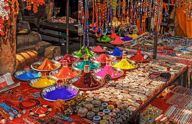 Q:\Destinationen\Indien\Basar_Markt\India-Orcha-Markt_AdobeStock_180025542©LUC KOHNEN-bearbeitet.tif
