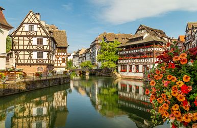 Rhein Fachwerk, Flammkuchen & Flair