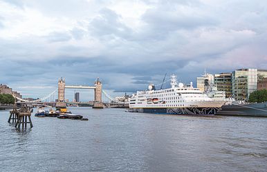 Guinness, Beatles und die Tower Bridge
