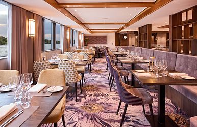 Riverside Restaurant
