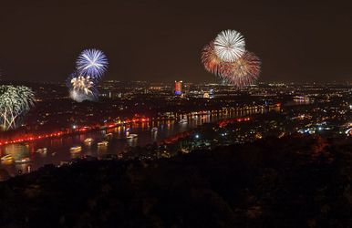 RHEIN SYMPHONIE - Rhein in Flammen