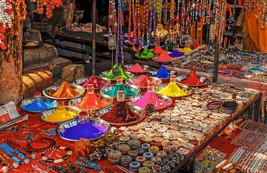 Q:\Destinationen\Indien\Basar_Markt\India-Orcha-Markt_AdobeStock_180025542©LUC KOHNEN-bearbeitet.tif