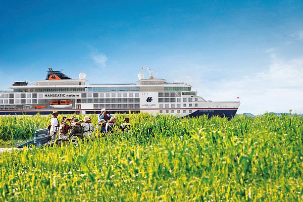 HANSEATIC nature Kreuzfahrten
