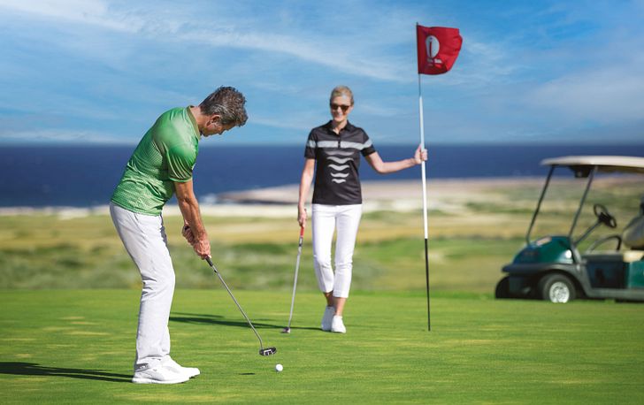 Hapag Lloyd Golf & Cruise