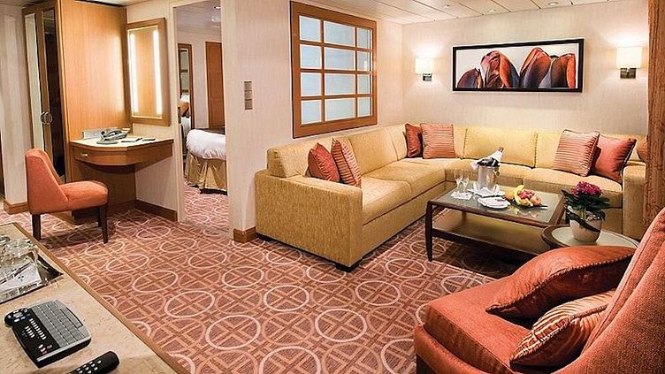 Celebrity Eclipse - Celebrity Cruises - Celebrity Suite (CS)