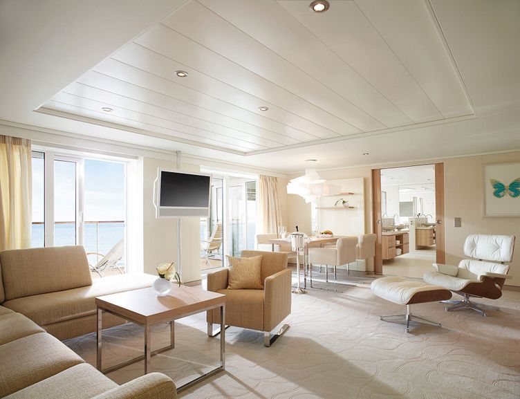 MS Europa 2 - Hapag-Lloyd Cruises - Owner Suite