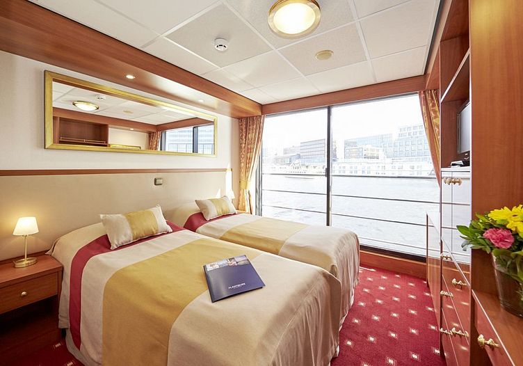 MS Elegant Lady - Plantours Flusskreuzfahrten - Zweibett außen, französischer Balkon, Oberdeck, achtern (EK03)