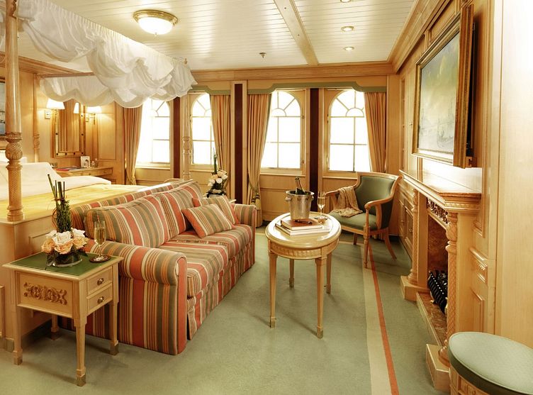 Sea Cloud II - Sea Cloud Cruises - Kat. A Owner Suite
