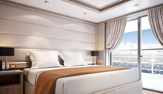 Silver Cloud Expedition - Silversea - Medallion Suite