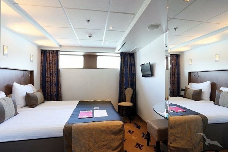 MS Amelia - Phoenix Flusskreuzfahrten - Zweibett außen (achtern) Neptundeck (B)