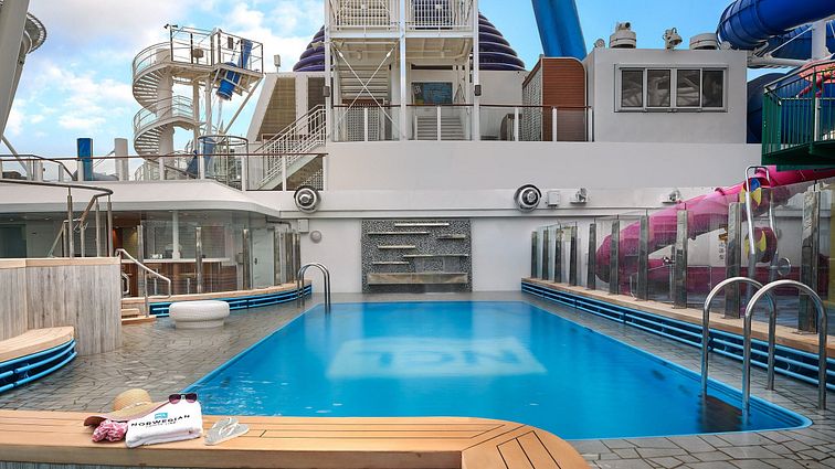 Norwegian Joy - Norwegian Cruise Line - Norwegian Joy