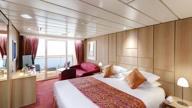 MSC Sinfonia, Suite