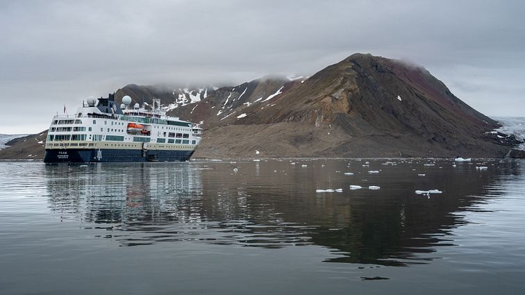 Spitsbergen HX Expeditions