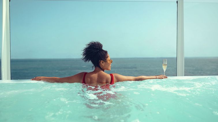 Queen Anne Grills Hot Tub