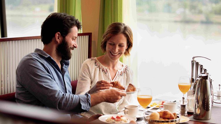 Essen und Trinken Paar Frühstück