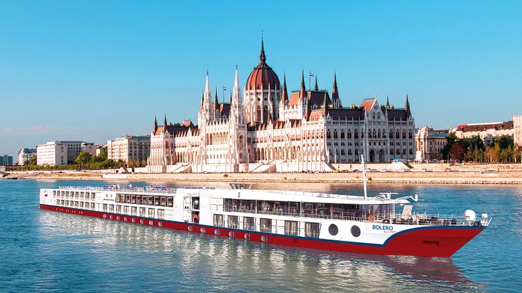 Nicko Cruises MS Bolero  außen 