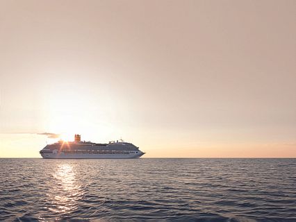 Costa Favolosa