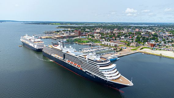MS Zaandam