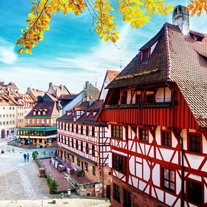 Brücke über die Ill_Zentrum Straßburg_AdobeStock_285711198©EdNurg