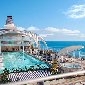 Mein Schiff Flow Rendering Pooldeck