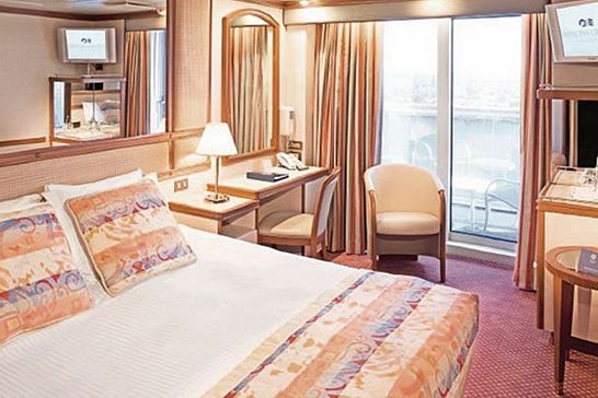 Crown Princess - Princess Cruises - Lido, Riviera: Balkonkabine (BF)