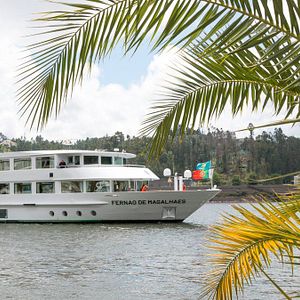 Altstadt_Douro_shutterstock_365359853©ESB Professional-1640x1094