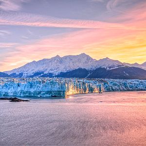 Hubbard Glacier_AdobeStock_69440395_clhboucault_bearbeitet