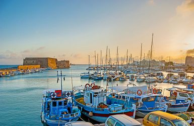 Blick auf den Hafen von Kreta