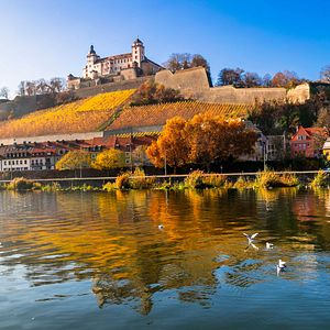 Brücke über die Ill_Zentrum Straßburg_AdobeStock_285711198©EdNurg