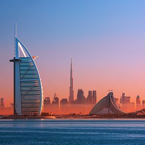 Dubai_Pano_AdobeStock_381677568 © Rastislav Sedlak SK_abo_pso
