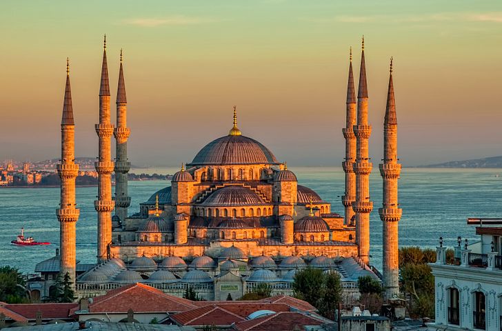 Impressionen zu Sommer 2025 - Mein Schiff 5 - Östliches Mittelmeer mit Istanbul