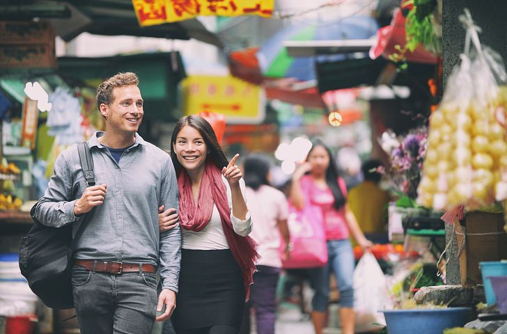 Impression zu Winter 2026/27 - Mein Schiff 6 - Große Weltentdecker Route von Mallorca nach Singapur