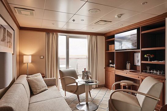Silver Explorer - Silversea - Owner's 1 Suite (O1)