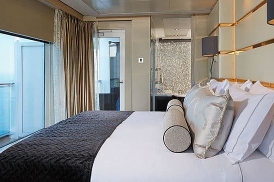 Norwegian Bliss - Norwegian Cruise Line - The Haven Deluxe Owner's Suite mit großem Balkon (H2)