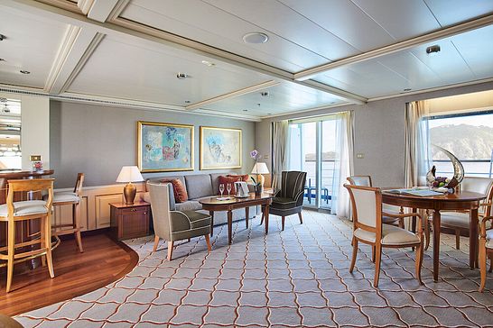 Silver Whisper - Silversea - Royal 1 Suite (R1)