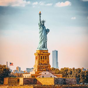 Q:\Destinationen\USA\NYC\Freiheitsstatue\Freiheitsstatue_AdobeStock_298277334 ©BRIAN_KINNEY.jpeg